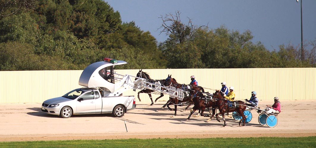 Night racing to return after two decades