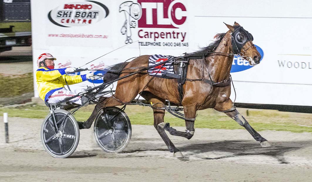 Max climbs Inter rankings