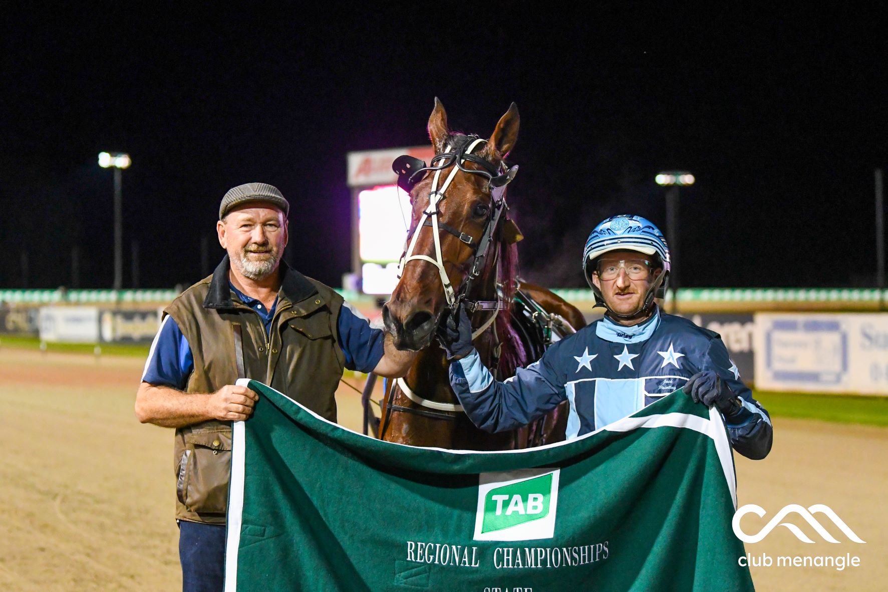 Kennedy takes a few detours to the winners' circle