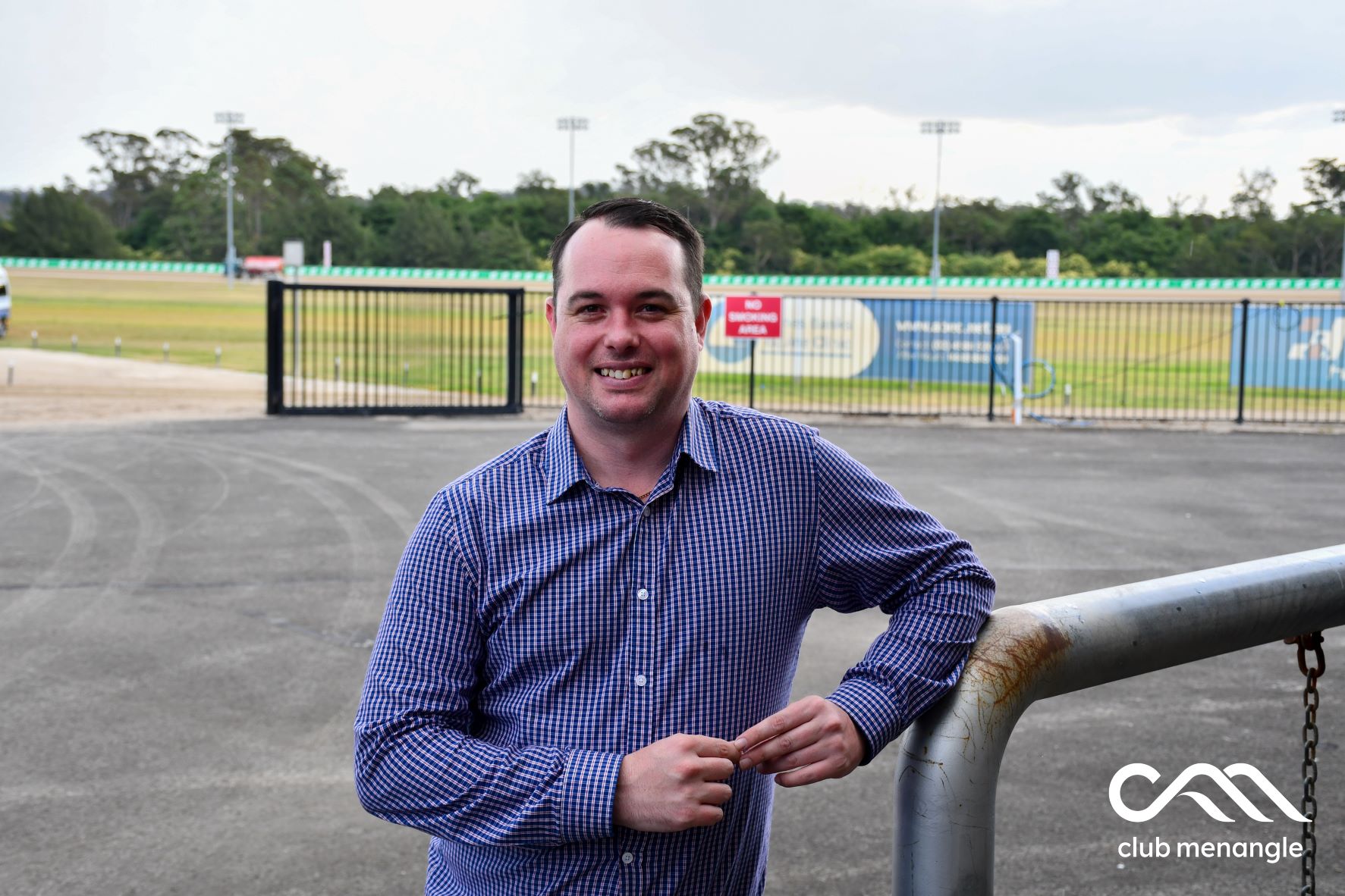 Popular racecaller bids a fond farewell to Menangle