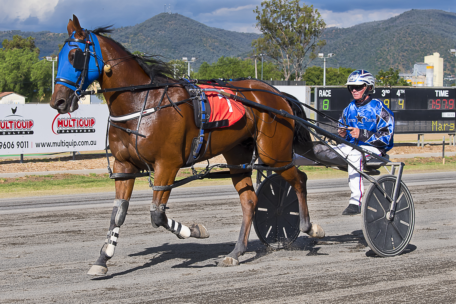 Ison goes digging for Gold