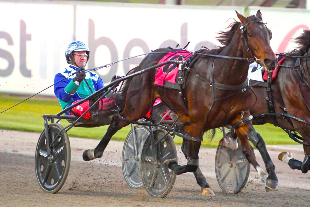 Let's get rolling . . . we preview the first round of Inter Dominion heats at Newcastle
