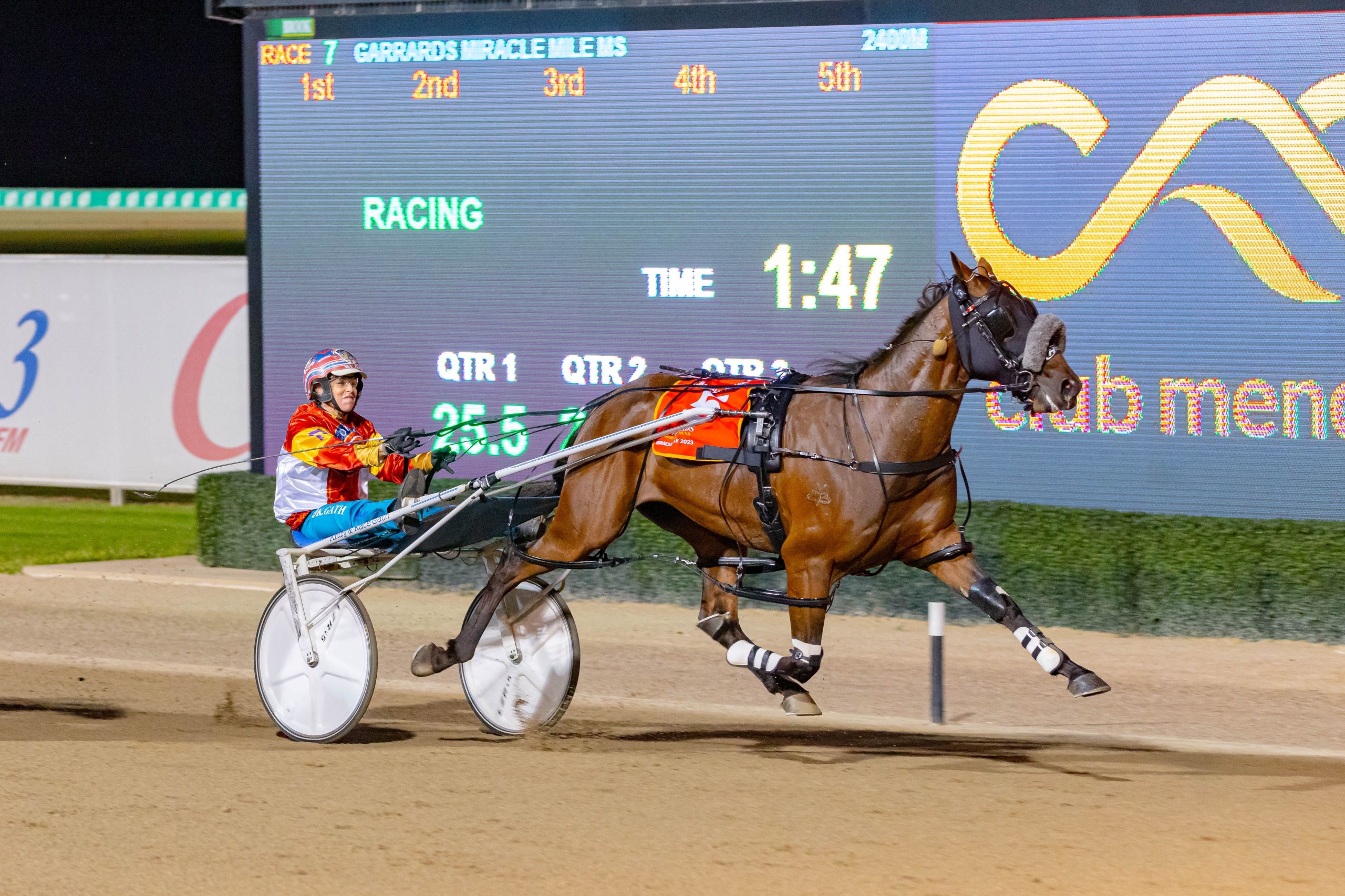 Superstar pacer 'on the mend'