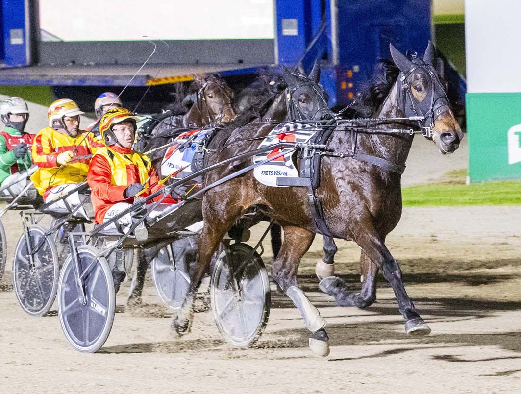 Victory likely to extend career