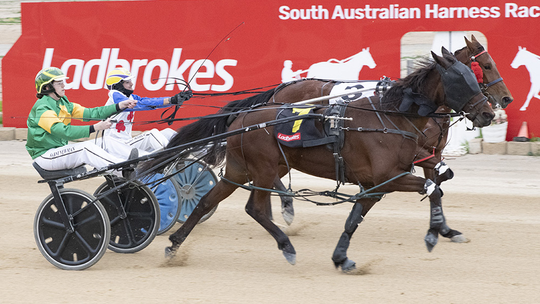 Jimmy snaps frustrating run of near misses