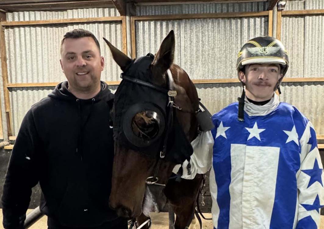 Kitty purrs for Millar