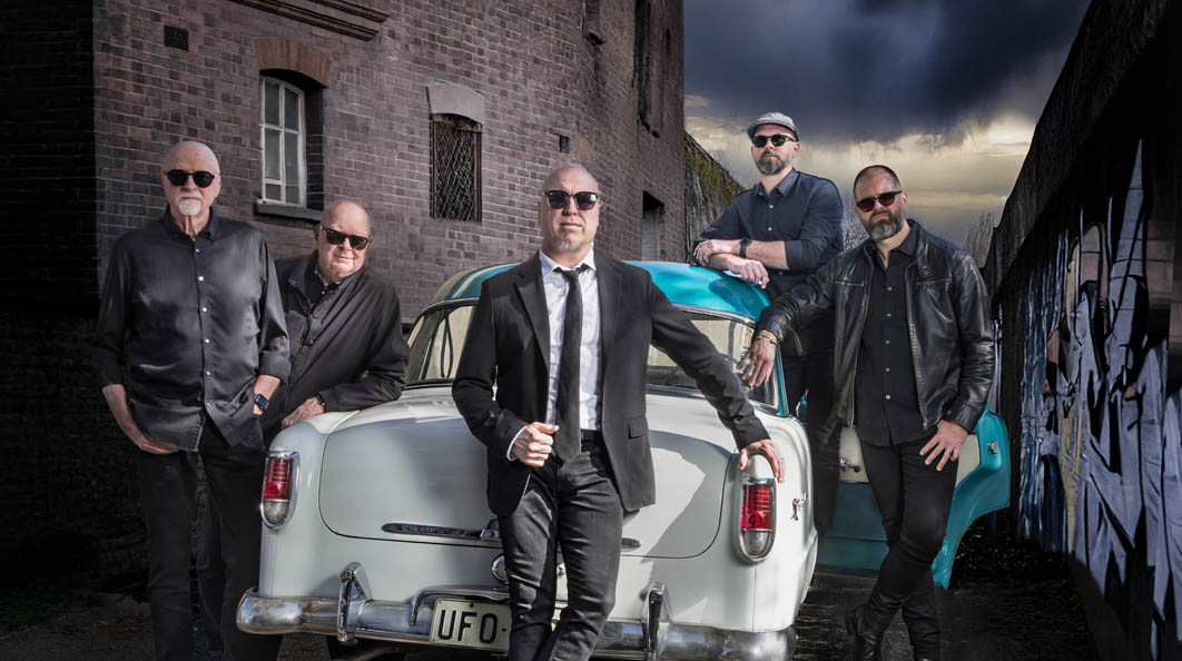 Aussie icons to headline Carnival of Miracles